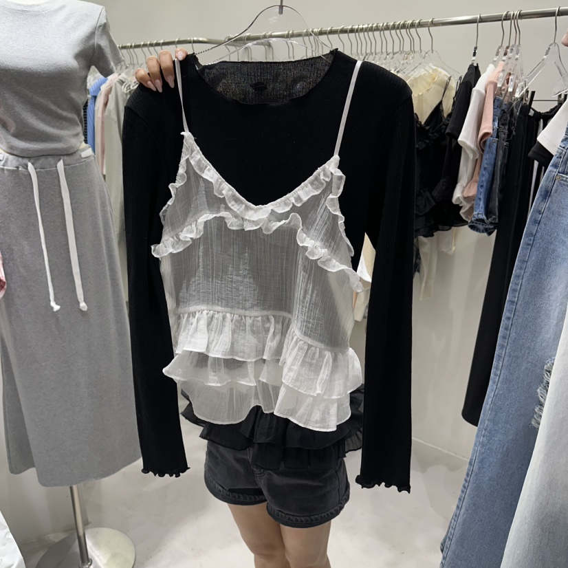 260319-0089 服装服饰批发 行业趋势、挑战与机遇